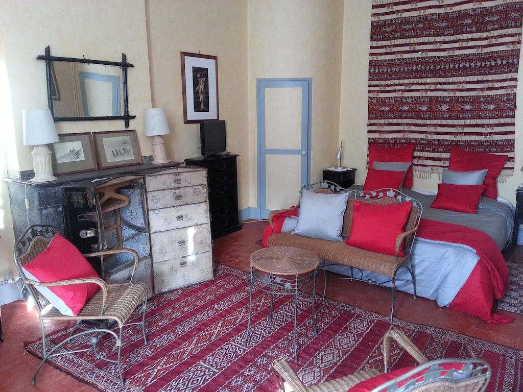 La Maison De L'Oenologue Poucharramet Zimmer foto